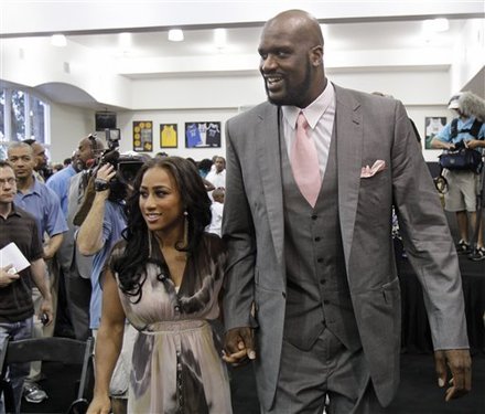 剑南春｜米兰1-0拉齐奥暂登顶，莱奥制胜，托莫里献助攻（剑南春｜米兰1-0小胜拉齐奥暂居榜首，莱奥破门，托莫里送助攻）