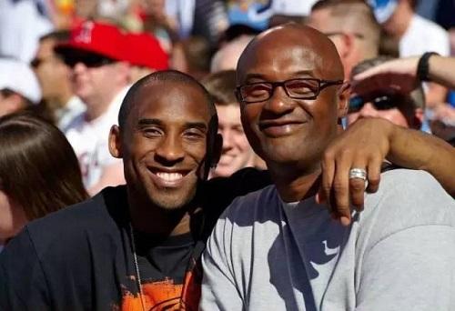 火箭哈登末节三分连续命中（火箭哈登末节连中三分）