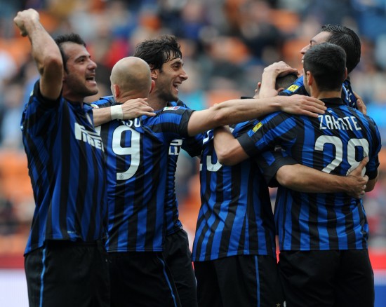 拜仁vs葡萄牙体育：凯恩、奥利塞、卡尔首发，阿方索替补（拜仁战葡萄牙体育：凯恩、奥利塞、卡尔进入首发，阿方索替补待命）